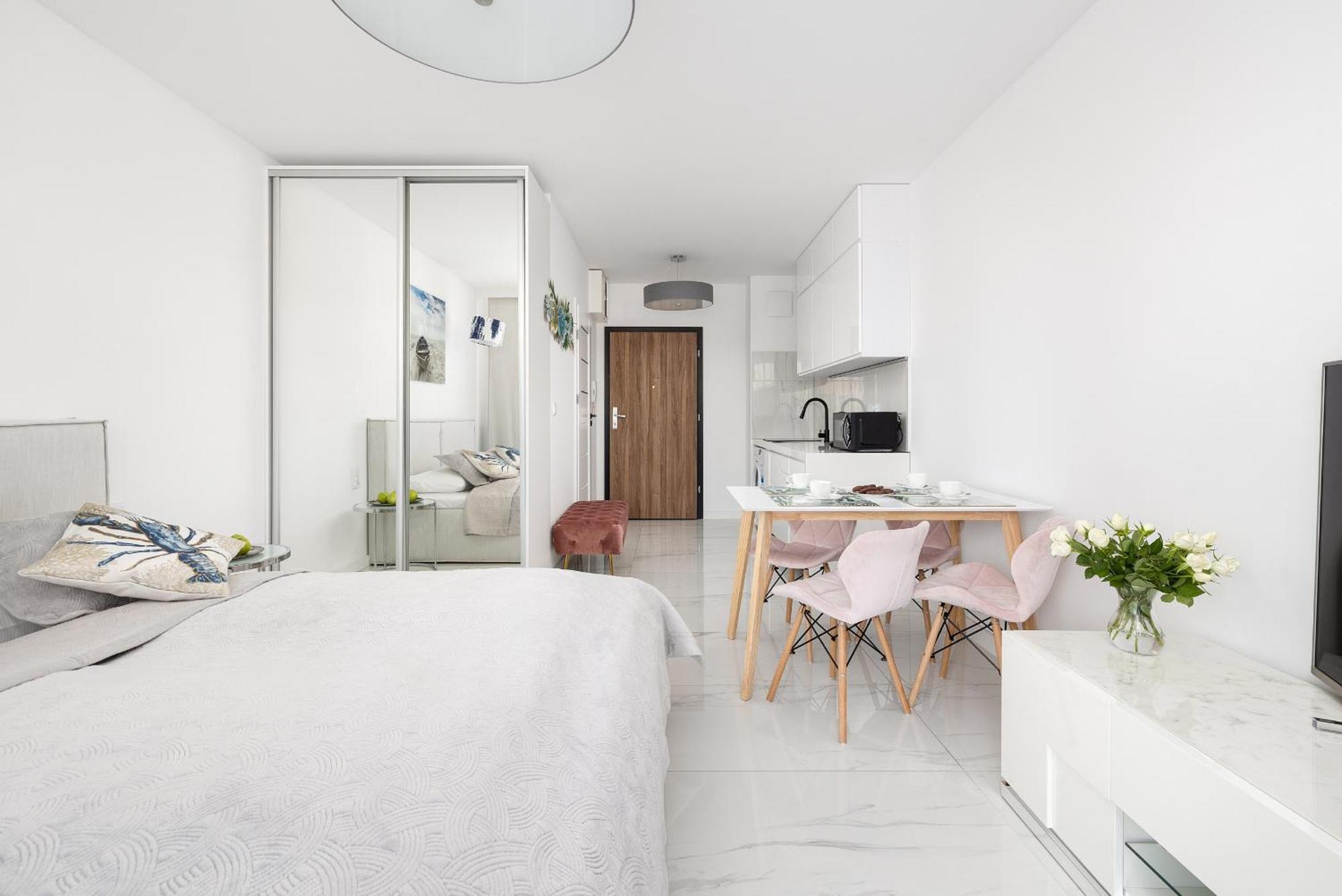 Bel Mare Sunrise With Balcony & Wellness Zone By Rent Like Апартаменти Мендзиздроє