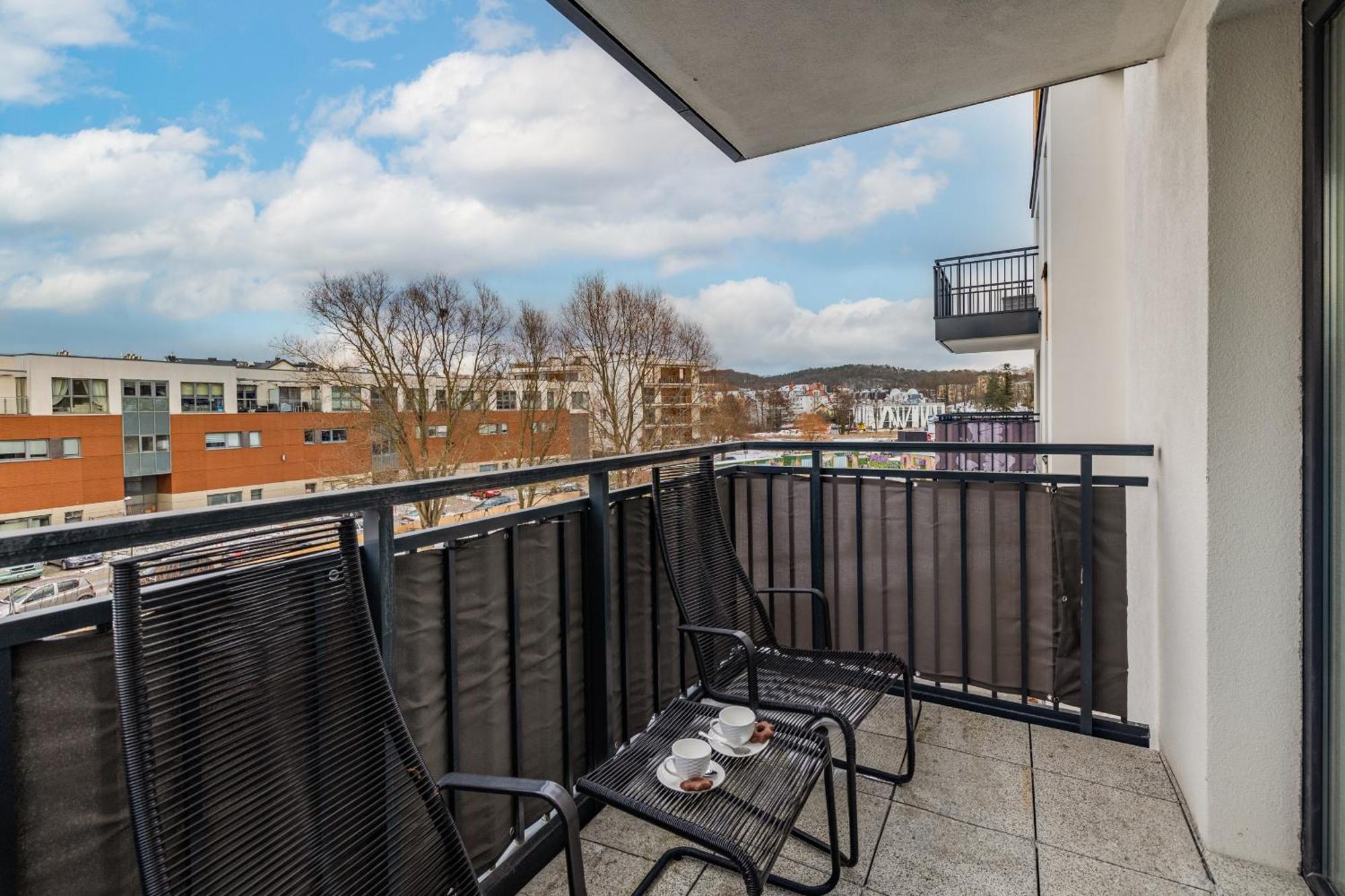 Bel Mare Sunrise With Balcony & Wellness Zone By Rent Like Мендзиздроє